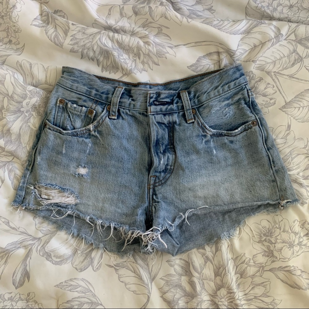 Levi’s 501 high rise denim shorts